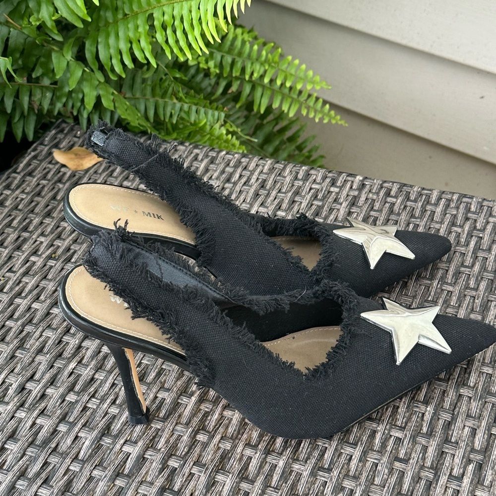 Chic Black Star-Embellished Women's Heels - Picture 6 of 7
